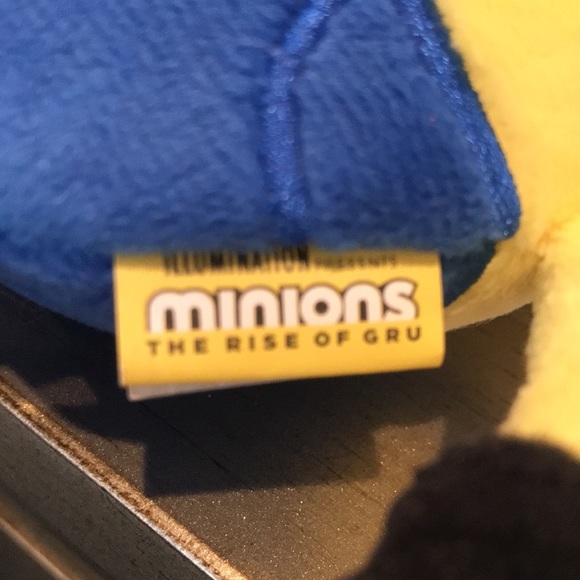 Illumination presents minions Fetch for pets - Picture 4 of 5